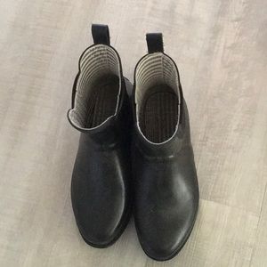 L.L. Bean Wellie-Black
